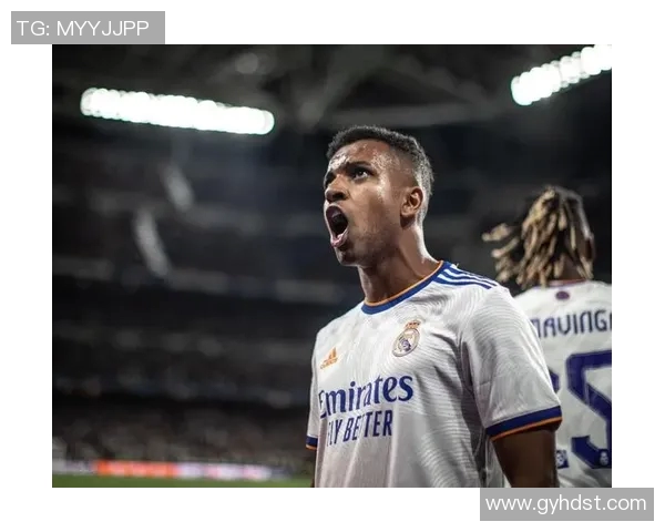 足球场上的传奇瞬间球星风采尽显从绿茵到胜利的每一步都刻画着他们的精彩人生